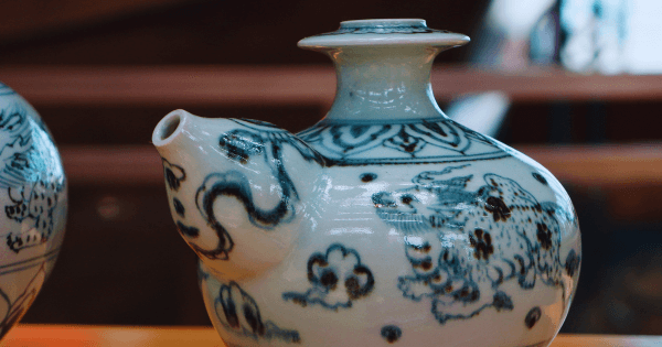 Vietnamese ceramic 