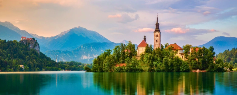 Isla de Bled en el lago Bled, Eslovenia