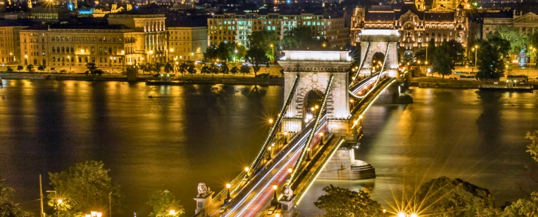 Puente de las Cadenas en Budapest de noche