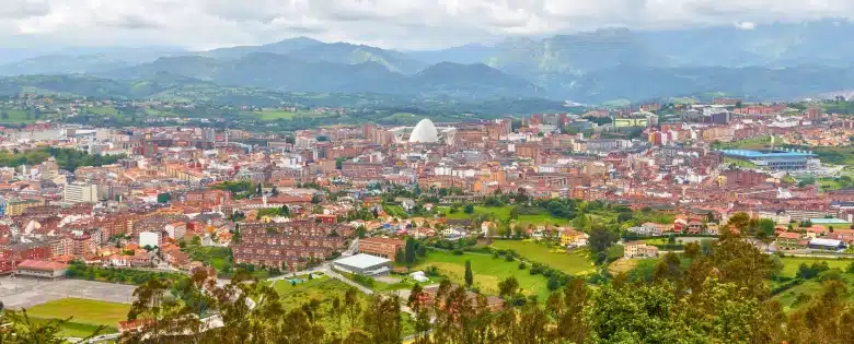 Vista Panorámica de Oviedo